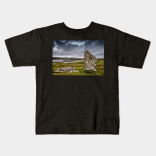 Standing stone at Callanish Kids T-Shirt